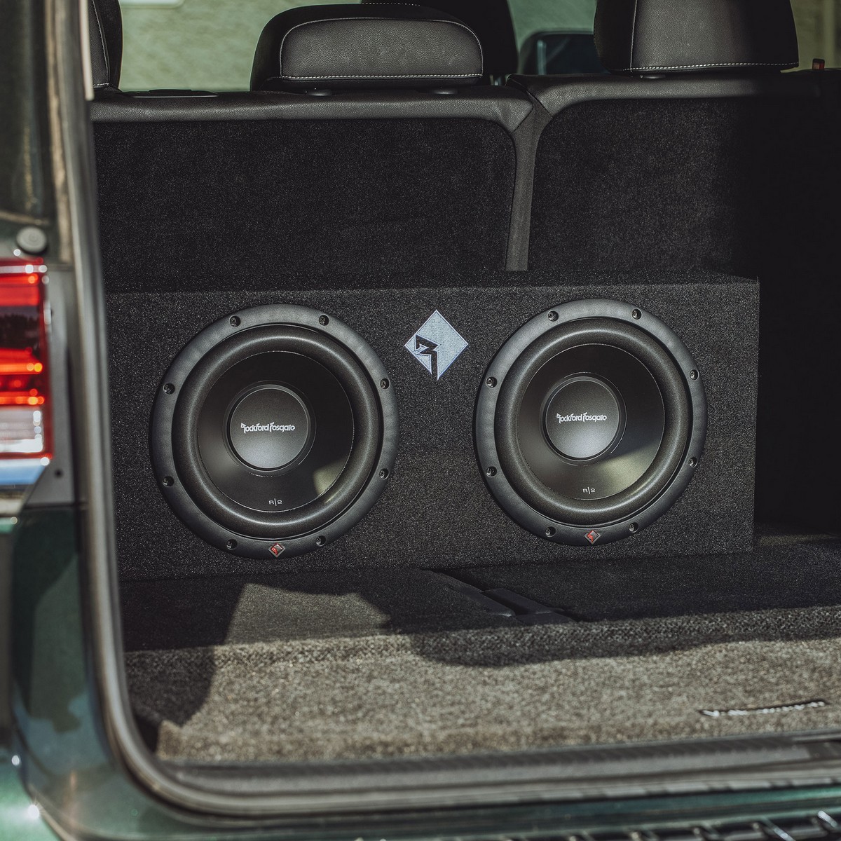 Rockford Fosgate Prime Dual R2 10" Sealed Loaded Enclosure (R22X10) - Image 6