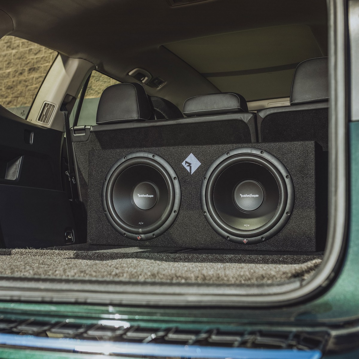 Rockford Fosgate Prime Dual R2 12" Sealed Loaded Enclosure (R22X12) - Image 6
